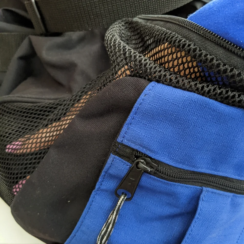 Vtg Outdoor Products Blue and Black Sports Duffle Travel Bag w Handles and Strap